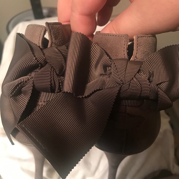 Vera Wang Royce Bootie Size 9 - Picture 5 of 5